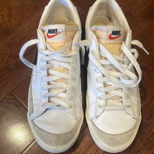 Nike Men's Blazer Low '77 Vintage